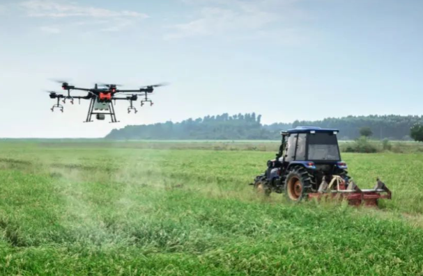 東田三防pad：農(nóng)業(yè)無人駕駛協(xié)同作業(yè)的堅固智能樞紐