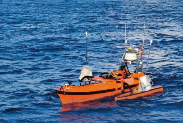 東田三屏加固計算機,助力海洋探測與水下工程的高性能解決方案