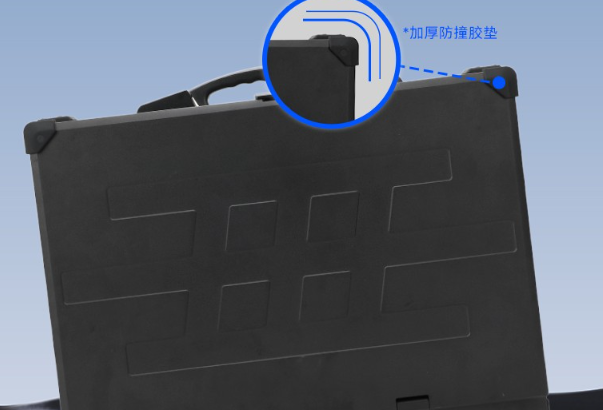 東田三屏幕加固電腦工業(yè)加固設(shè)計(jì).png 東田三屏幕加固電腦工業(yè)加固設(shè)計(jì).png