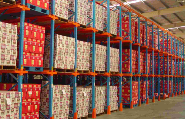 工業(yè)車載平板助力智能制造企業(yè)實現(xiàn)倉庫存儲調(diào)度高效化