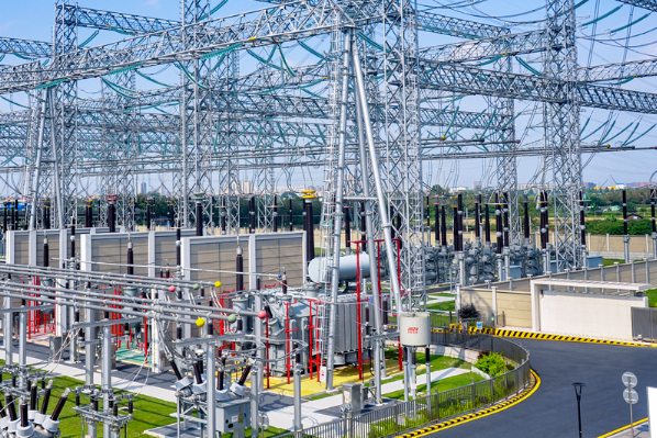 便攜式主機電腦在電力監測與巡檢中的創新應用|DT-1415CU-H31C